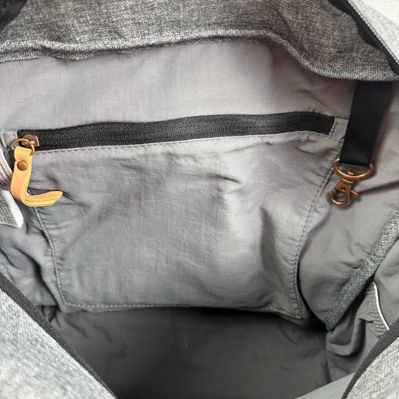 Petunia Pickle Bottom Boxy Backpack Diaper Bag Gray Black Convertible - Picture 7 of 11